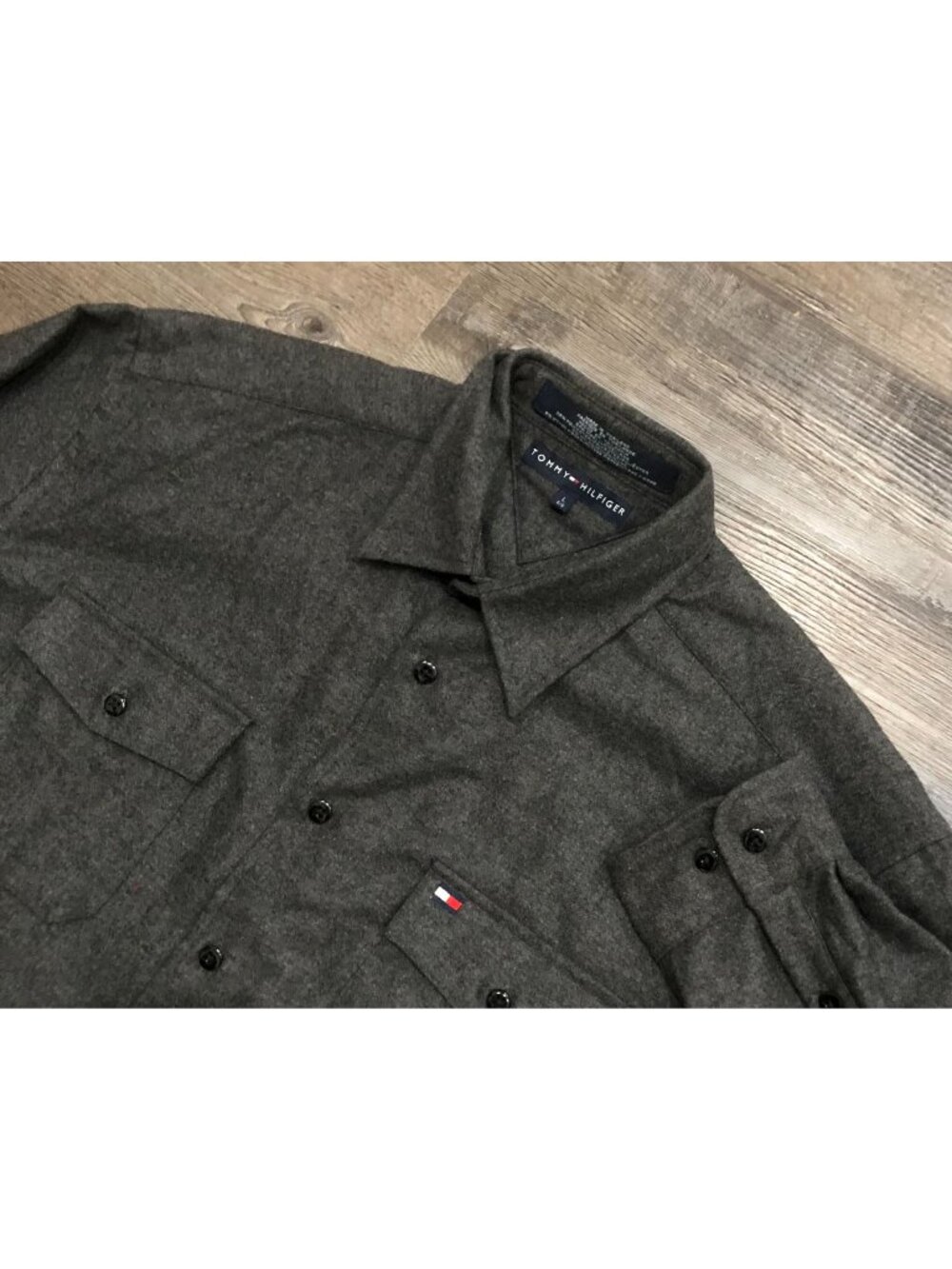 Tommy Hilfiger Mens Large Gray Button Up Heavy Flannel Shirt Long Sleeve